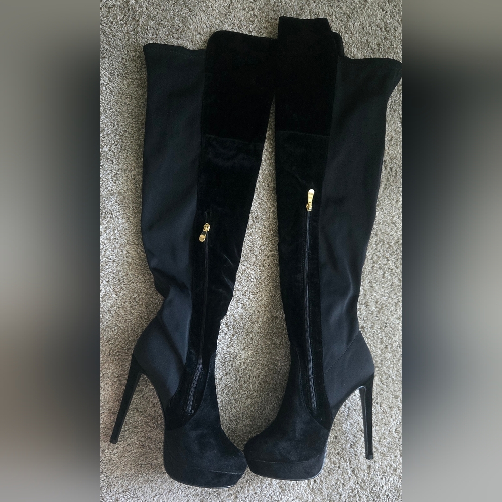 Elegant Black Over-the-Knee Boots